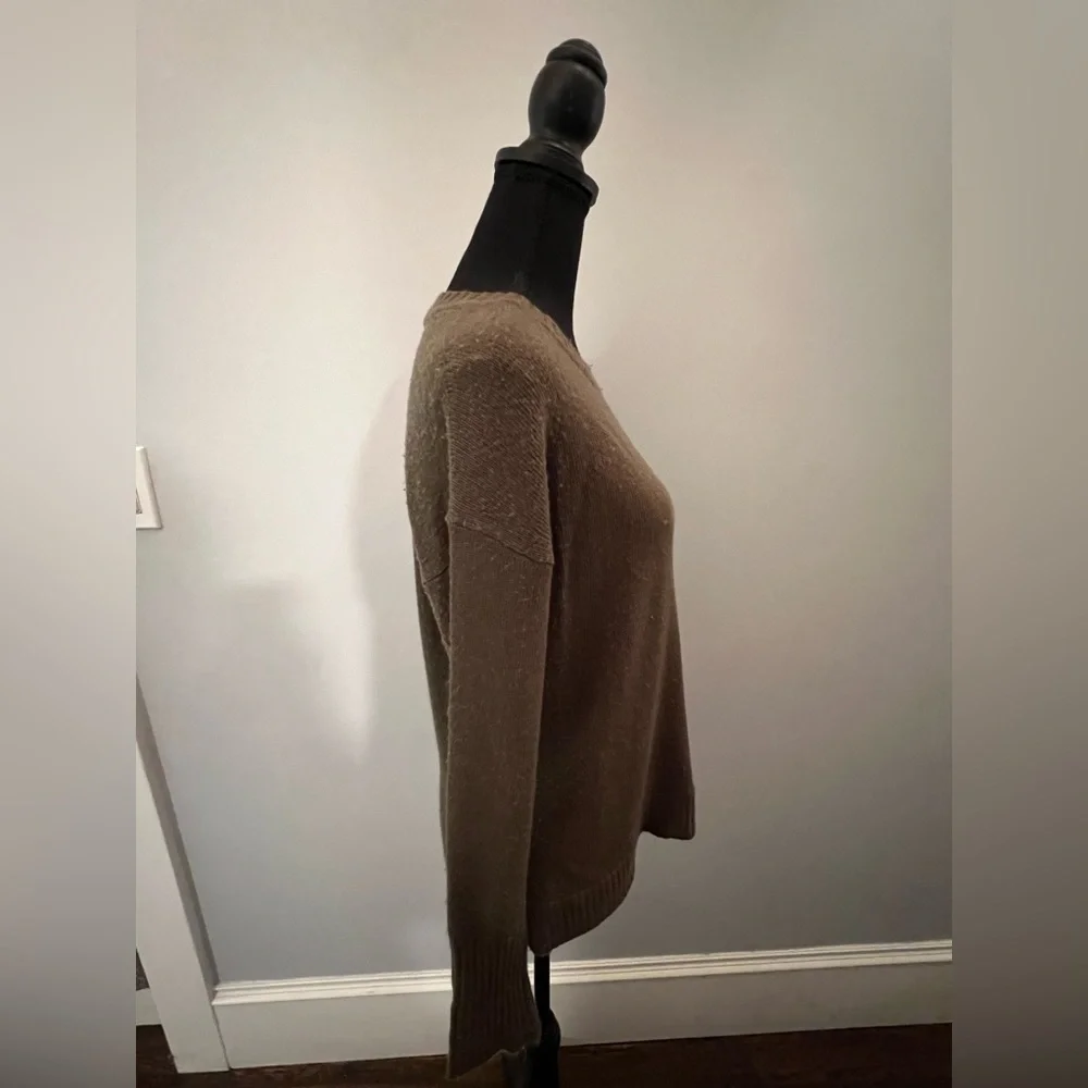 J. Crew Green Sweater - Picture 3 of 7